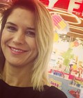 Derya B.
